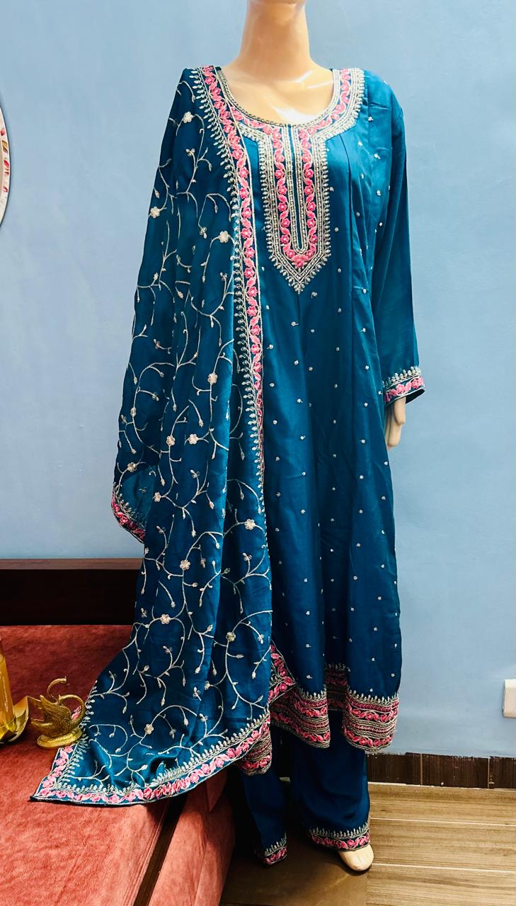 Beautiful Anarkali Suit set with heavy Dupatta