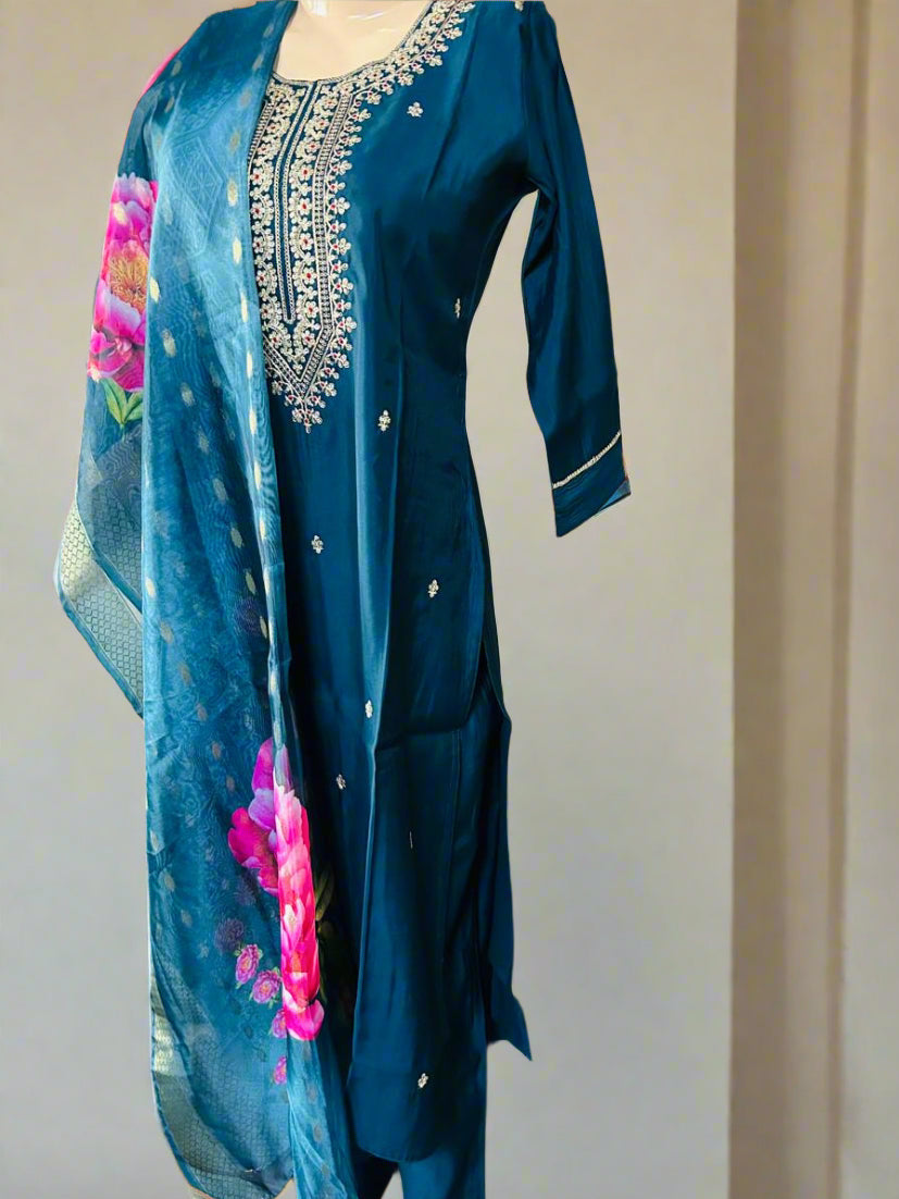 Silk Blend Attractive suit with Organza Dupatta
